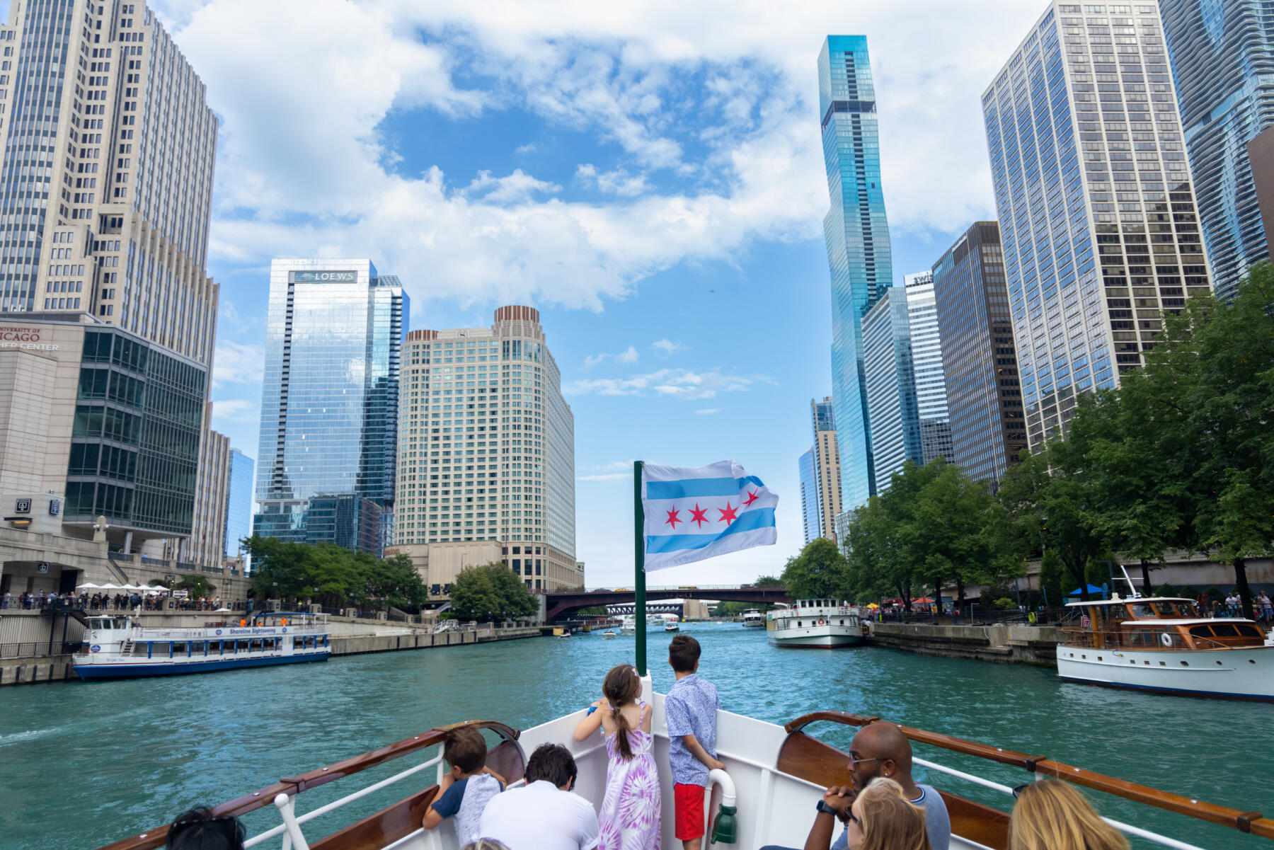 A group of tourists enjoy the Chicago First Lady Cruises on the Chicago River.